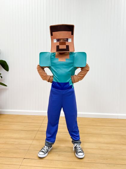 STEVE SUSTAINABLE COSTUME